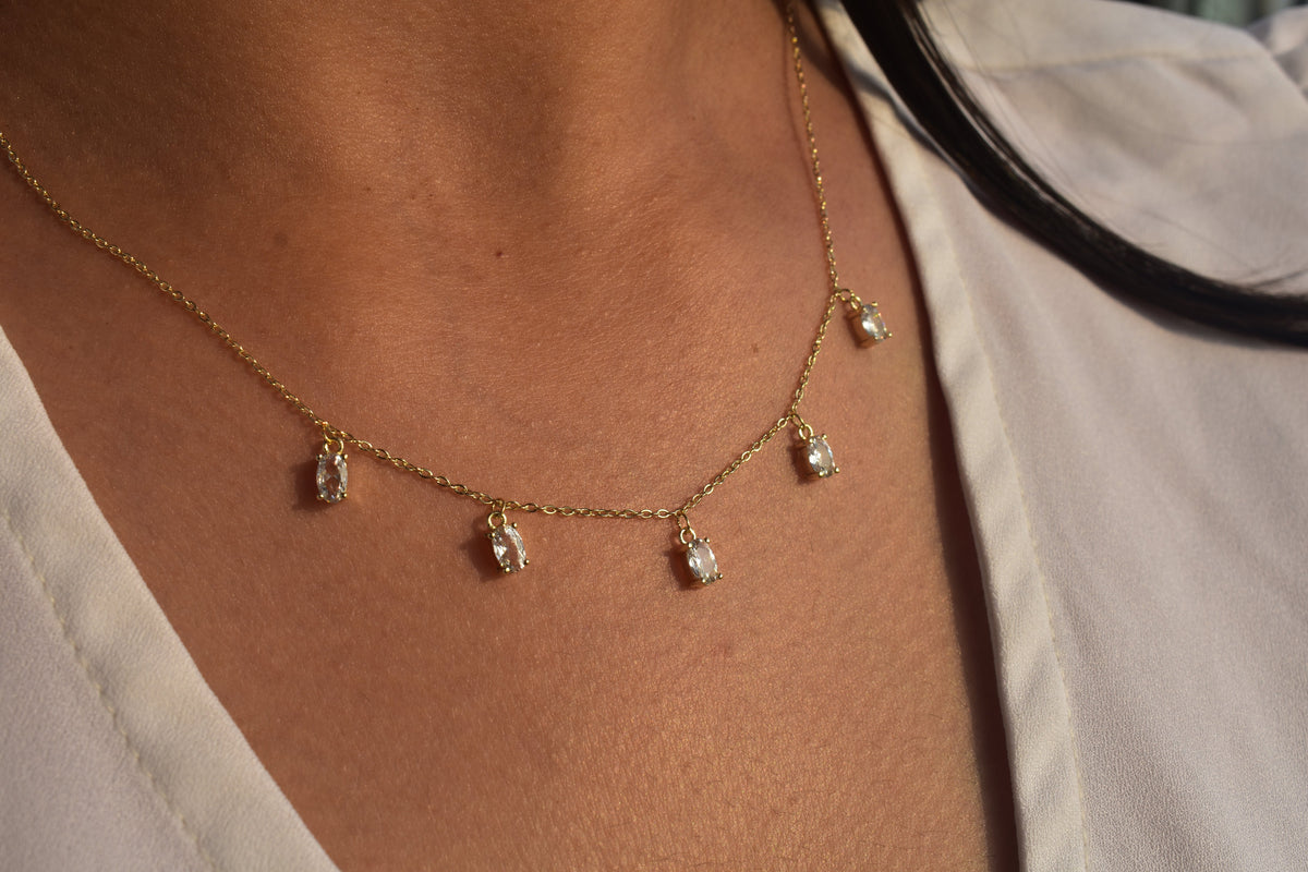 Cushion Bar Necklace