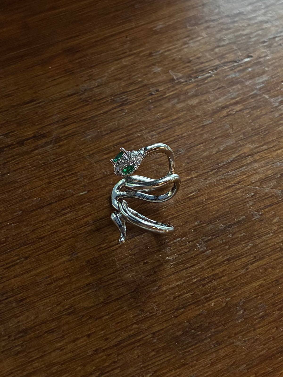 Serp’s Hold Earcuff Silver
