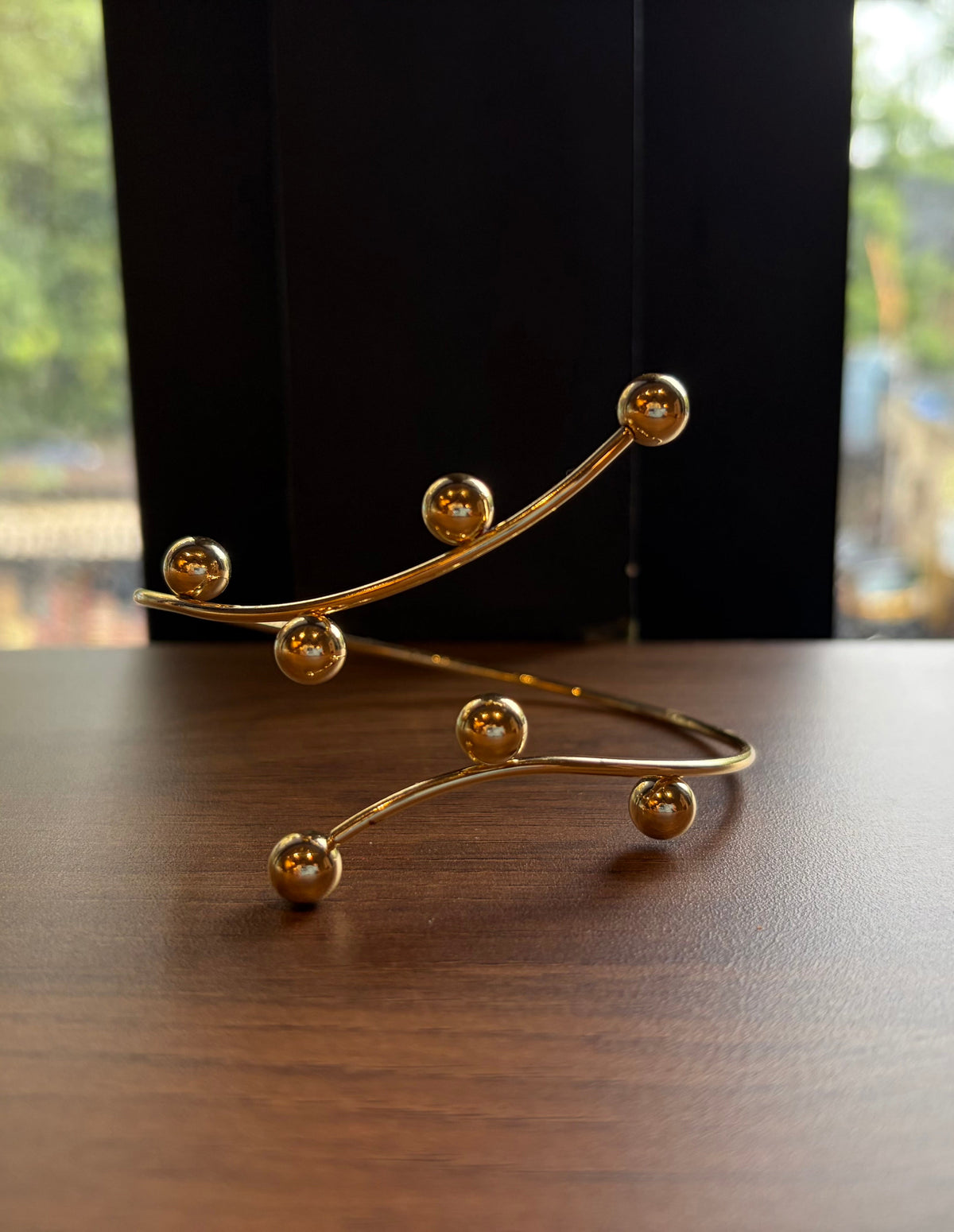 Line Dot Bicep Cuff