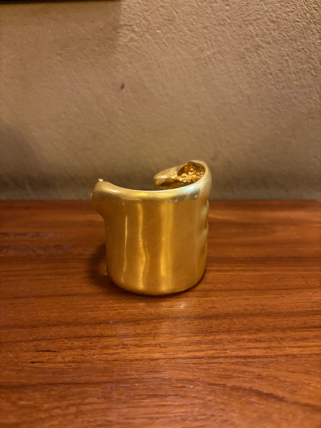 Hand Held Armcuff