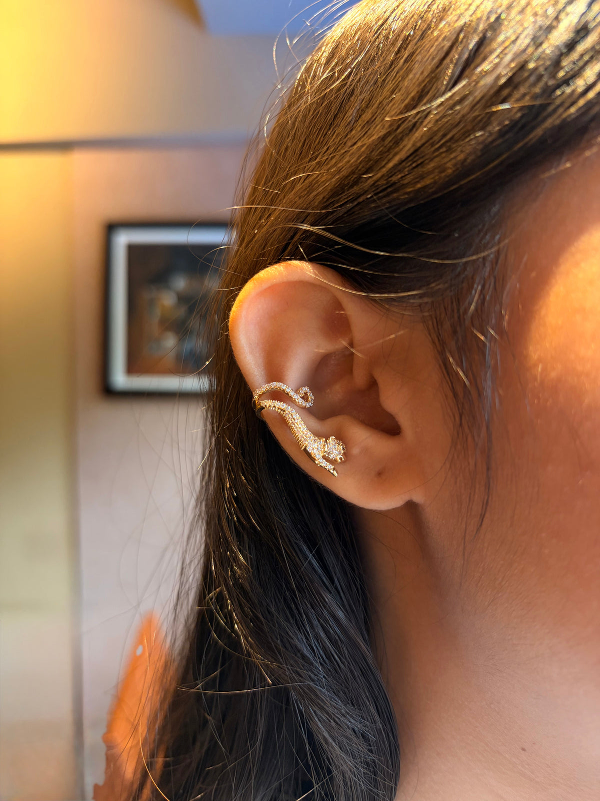 Sleek Jaguar Earcuff