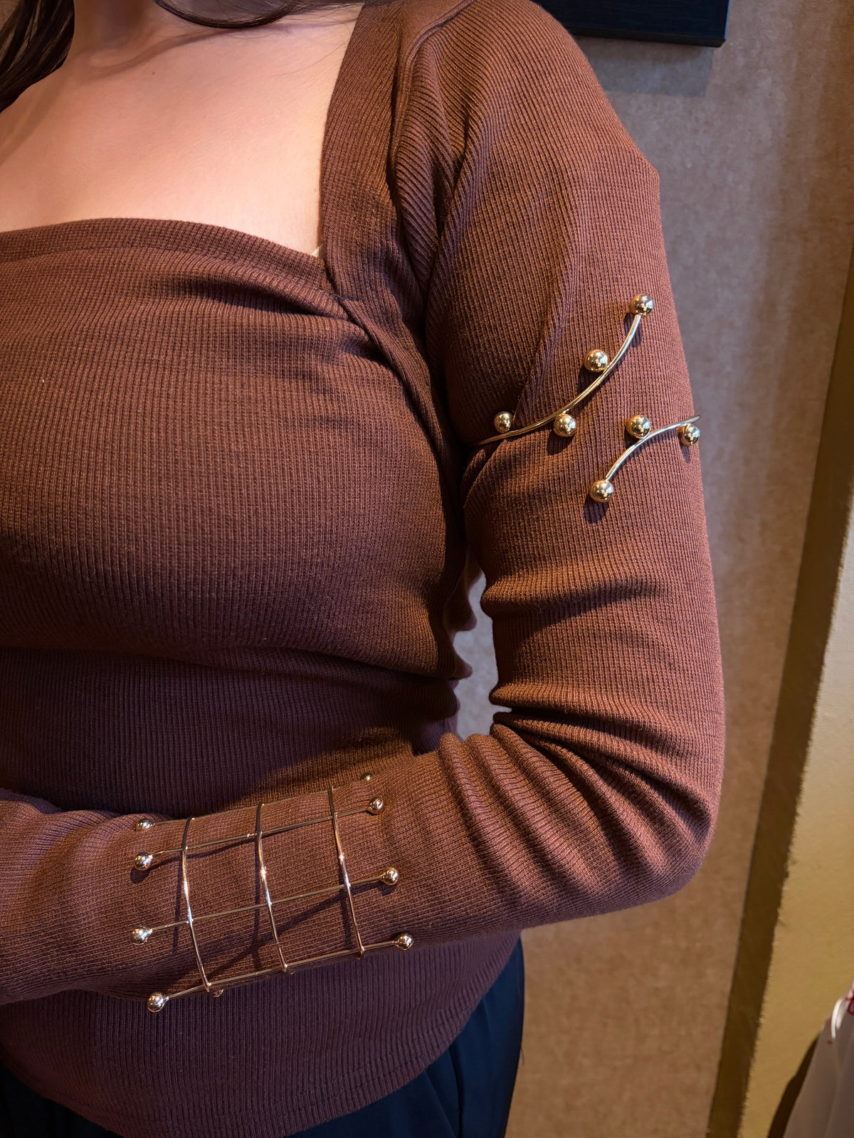 Line Dot Bicep Cuff