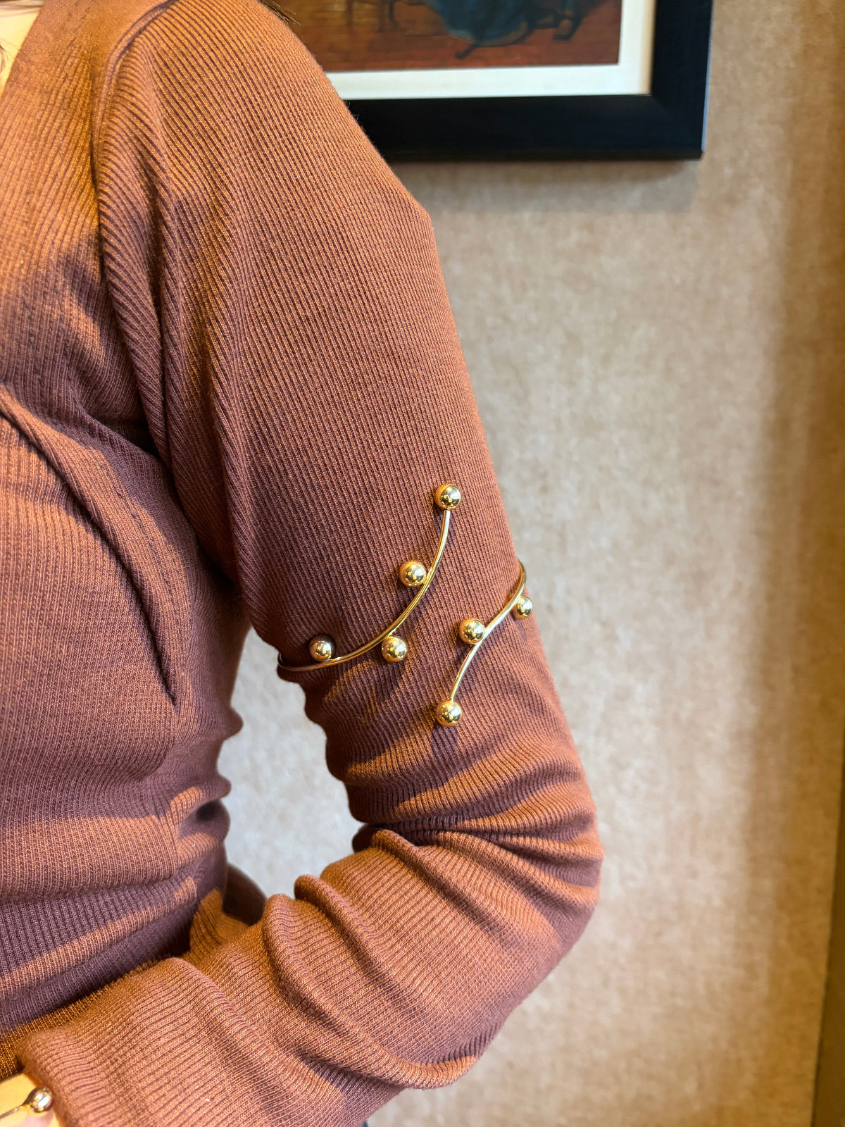 Line Dot Bicep Cuff